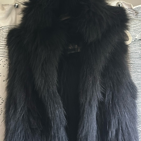Yves Salomon Raccoon Fur Hooded Vest - Picture 8 of 17